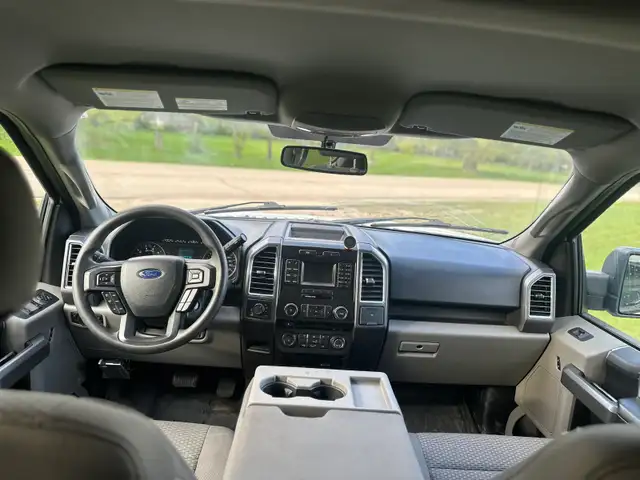 2015 Ford F150 SuperCrew Cab - Photo 5