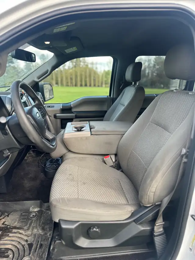 2015 Ford F150 SuperCrew Cab - Photo 6
