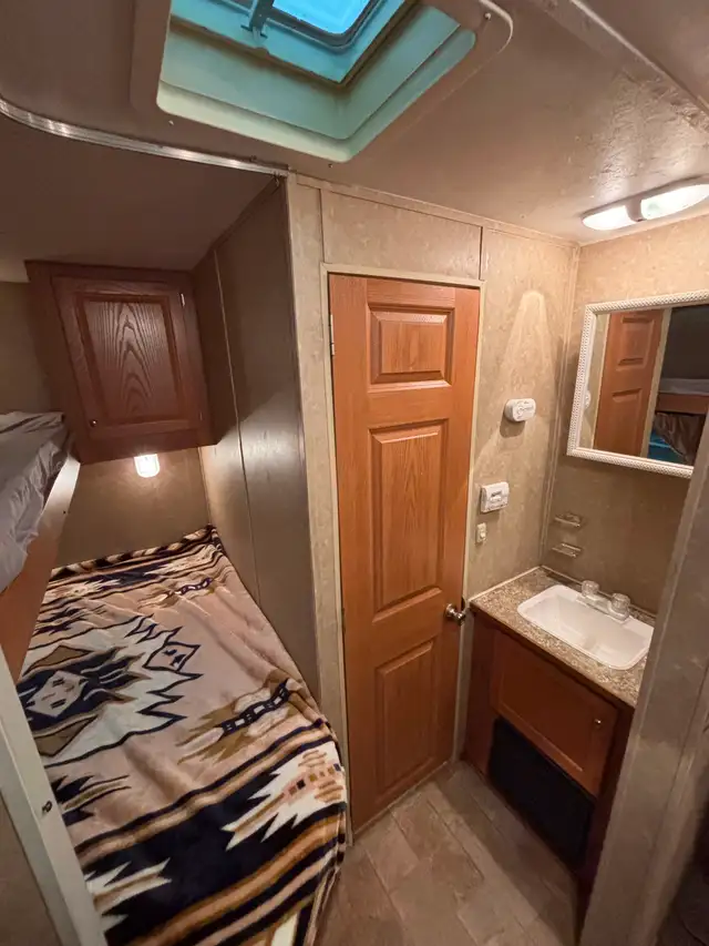 2008 Gulfstream 263 BHS - bunks & slide! - Photo 9