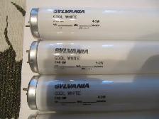 Sylvania General Electric F40 Watt Cool White 48' Bulbs 7pc Lot - Photo 3
