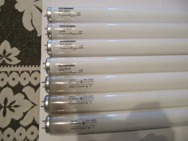 Sylvania General Electric F40 Watt Cool White 48' Bulbs 7pc Lot - Photo 6