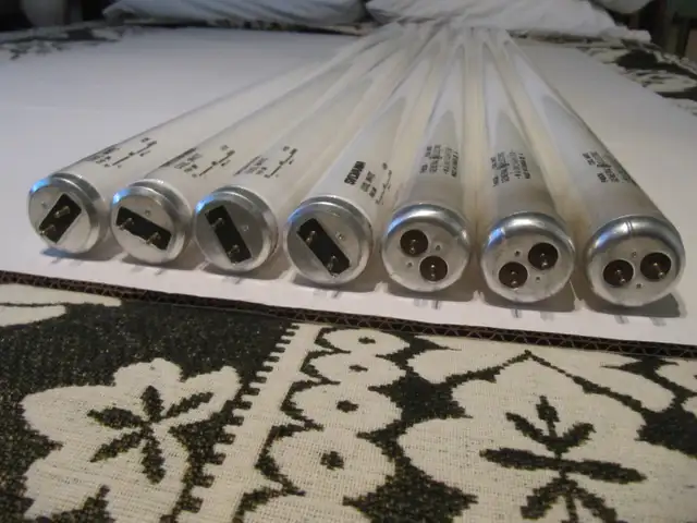 Sylvania General Electric F40 Watt Cool White 48' Bulbs 7pc Lot - Photo 7
