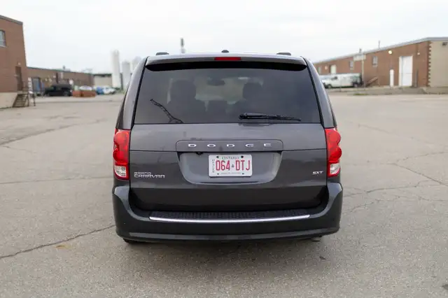 2019 Dodge Caravan SE Safety Tested Clean Title Low KMS - Toront - Photo 5