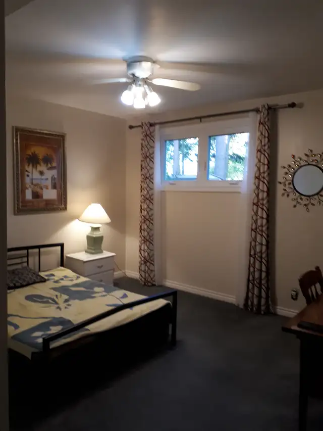 Furnished First floor room for rent, close to Port Union & 401 - Photo 2
