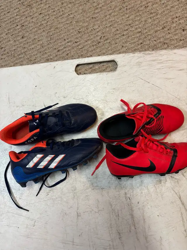 SOCCER CLEATS