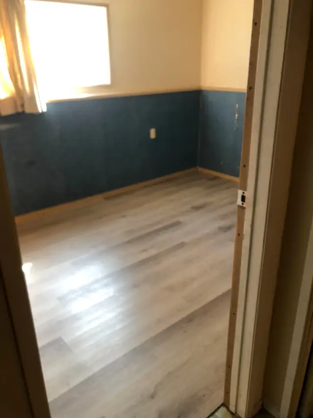 1-Bedroom basement suite for rent ASAP-female student/worker - Photo 2
