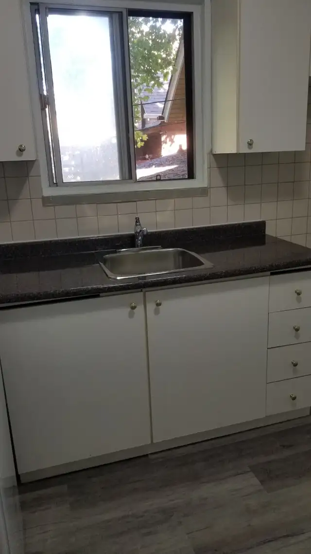 One Bedroom in Etobicoke by the Lake