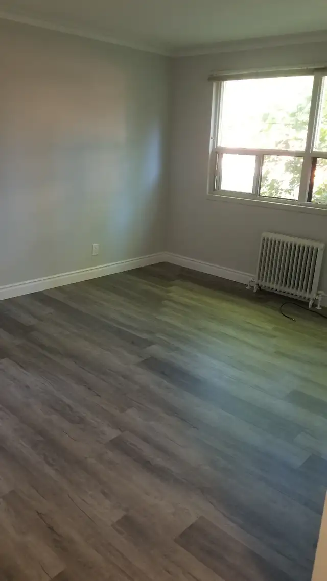 One Bedroom in Etobicoke by the Lake - Photo 4
