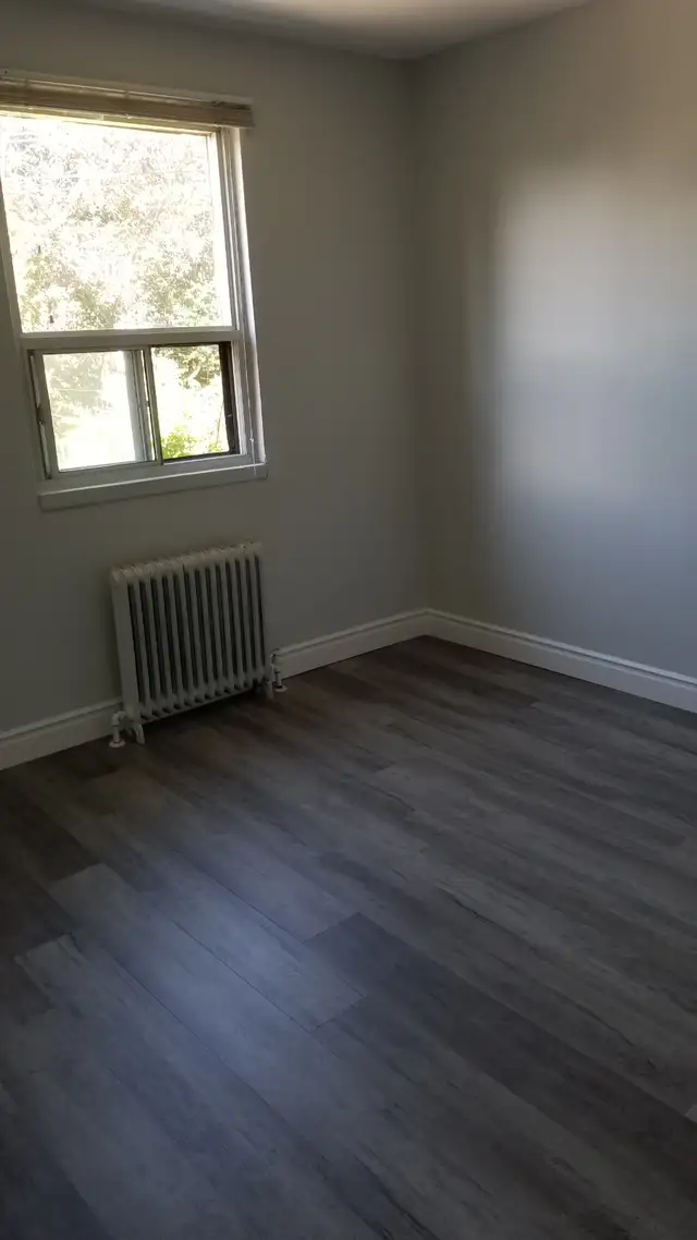 One Bedroom in Etobicoke by the Lake - Photo 6
