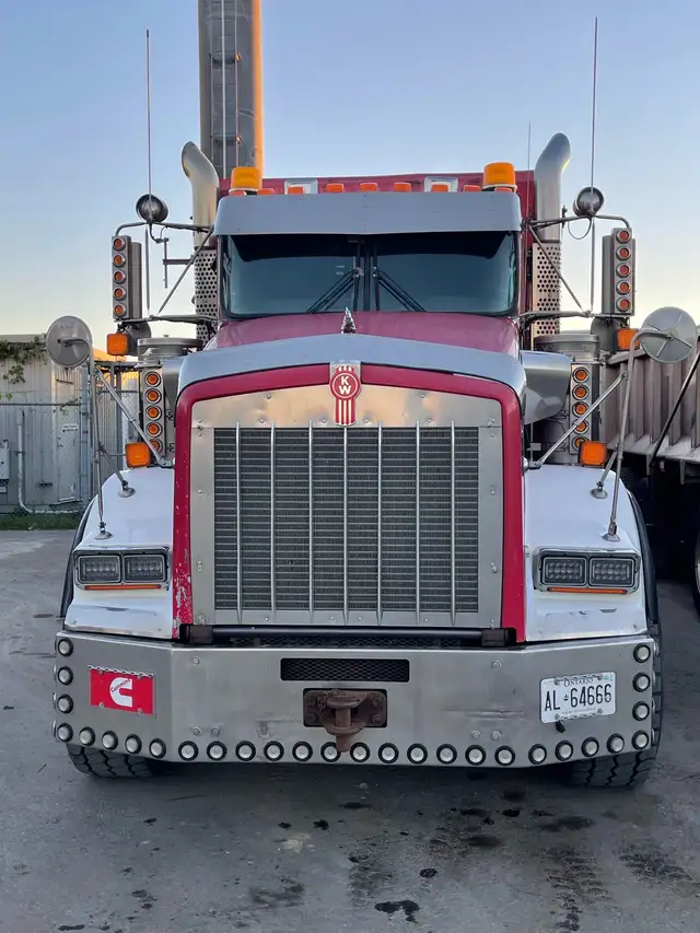 MANUAL DUMP TRUCK DRIVER NEEDED IN THE GTA - Photo 2