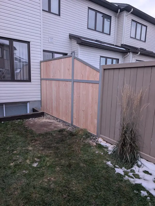 wood fence pro builder Representing the 613 - Photo 4