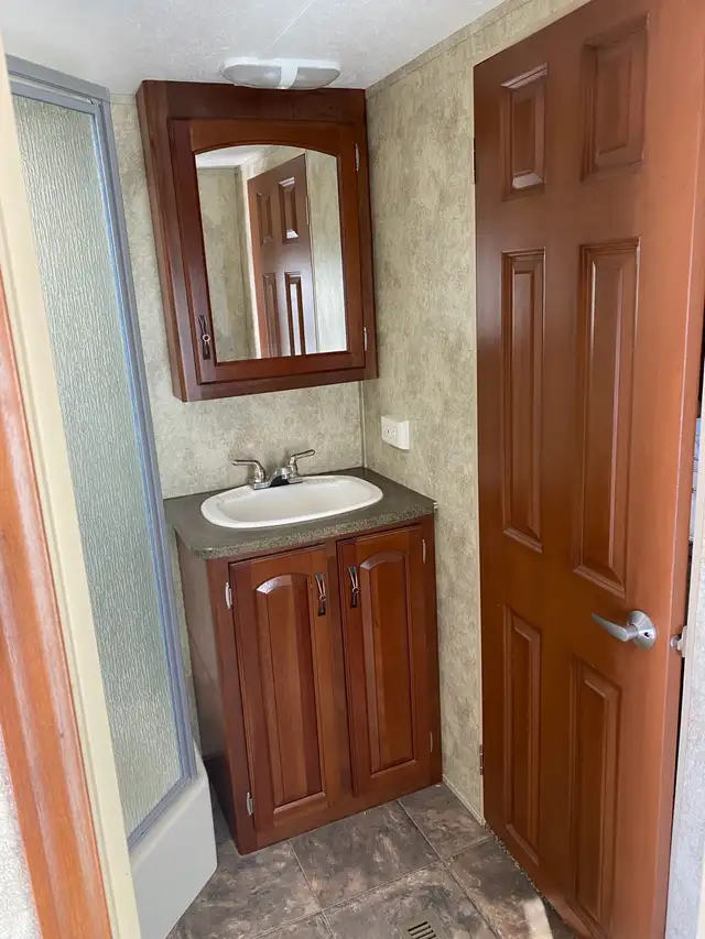 must sell this weekend - Photo 8