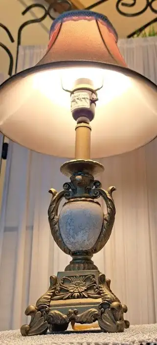 TABLE LAMP - Photo 6