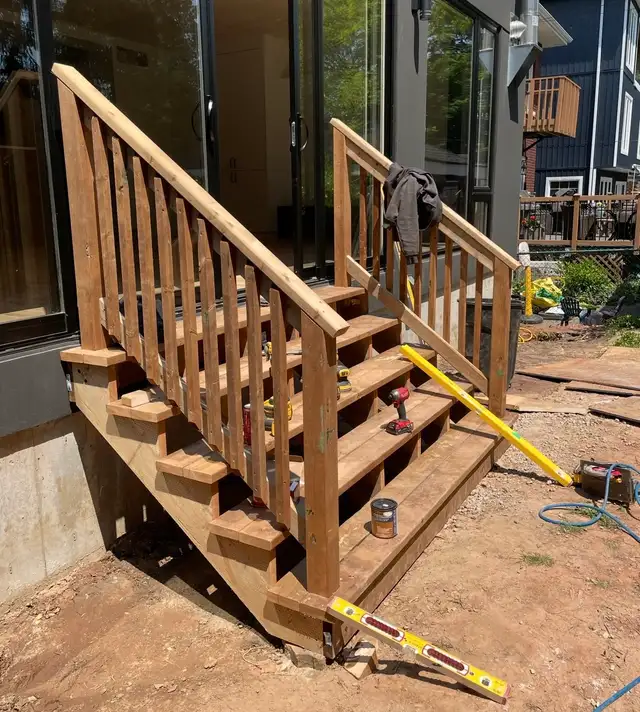 Experienced carpenter and renovation services - Photo 7