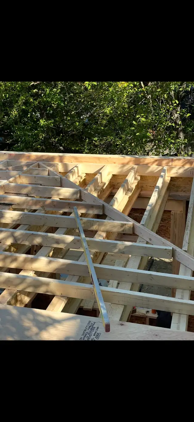 Experienced carpenter and renovation services - Photo 9