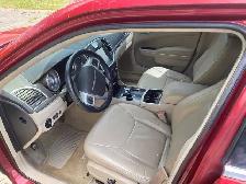 2013 Chrysler 300 - Photo 9