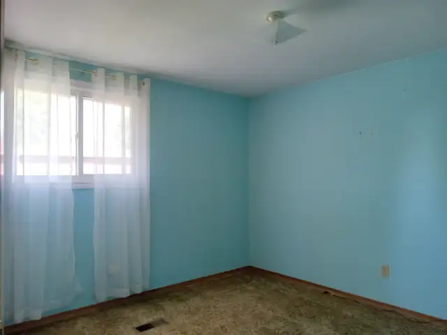 3-Bedroom House-$2400p/m   utilities - Photo 8