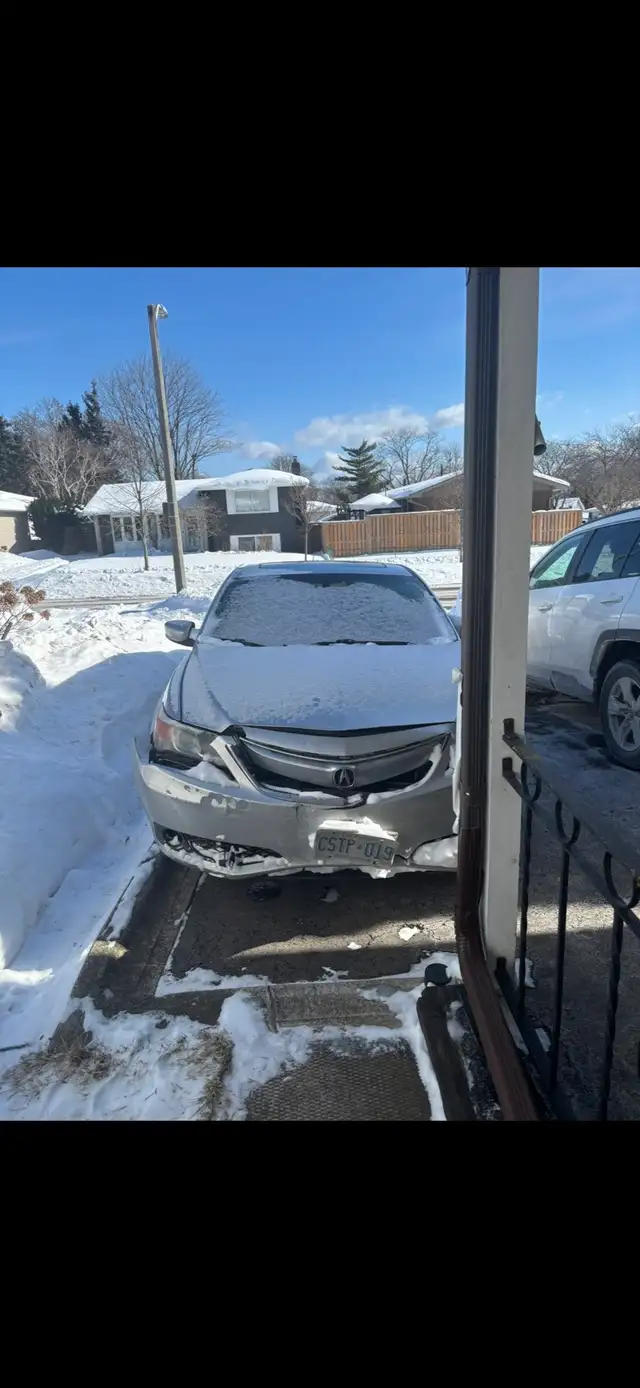2013 Acura ILX- Starts up and runs! - Photo 2