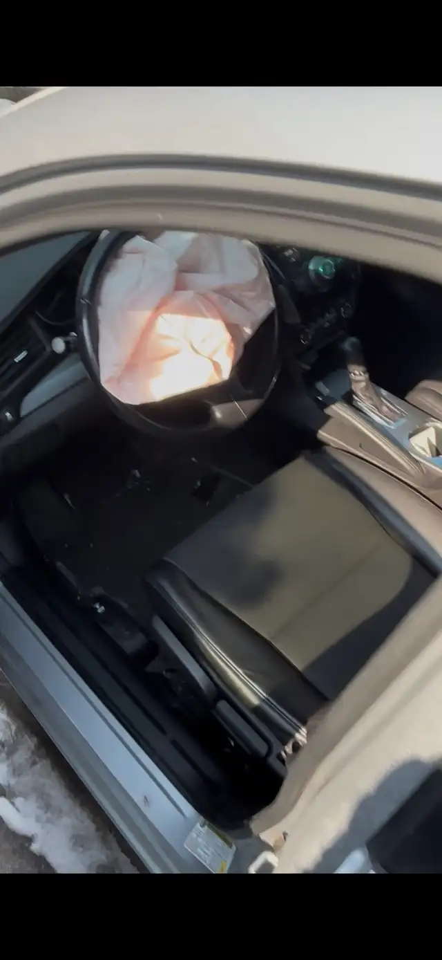 2013 Acura ILX- Starts up and runs! - Photo 6