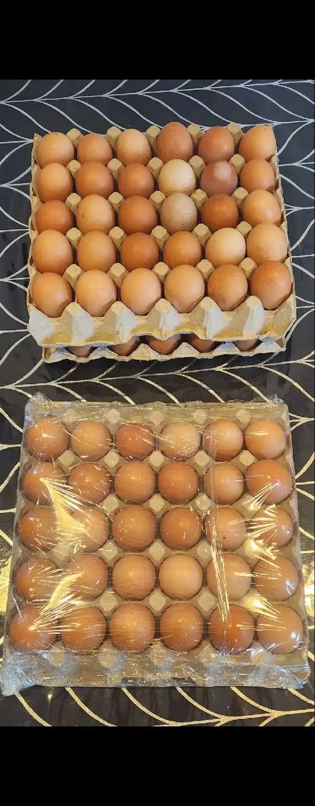 Fresh eggs - Photo 2