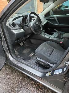 2012 Mazda 3 - Photo 3