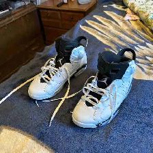 Air Jordan Retro 6 (reverse Oreo size 12) CT8529