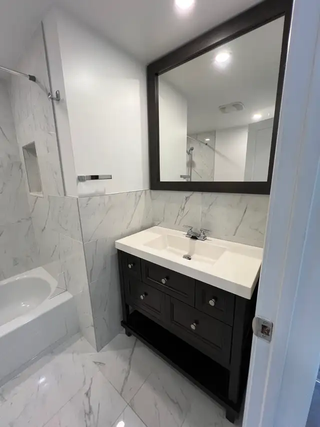 Très grand 4½ style condo—3e étage—Boisbriand—Juin ou juillet - Photo 3
