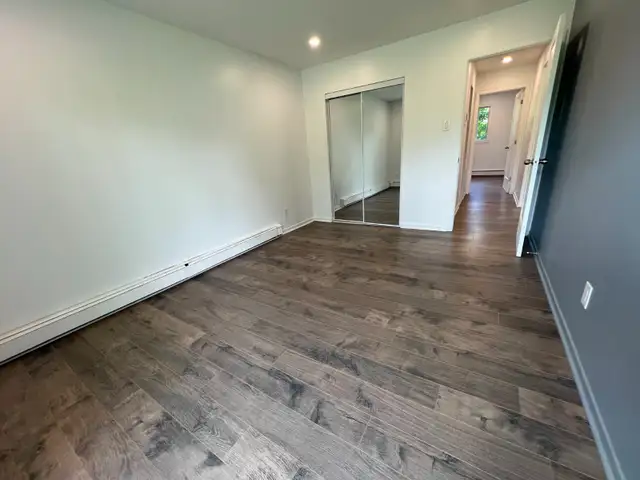 Très grand 4½ style condo—3e étage—Boisbriand—Juin ou juillet - Photo 6