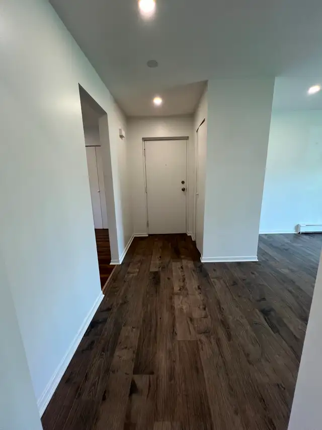 Très grand 4½ style condo—3e étage—Boisbriand—Juin ou juillet - Photo 11