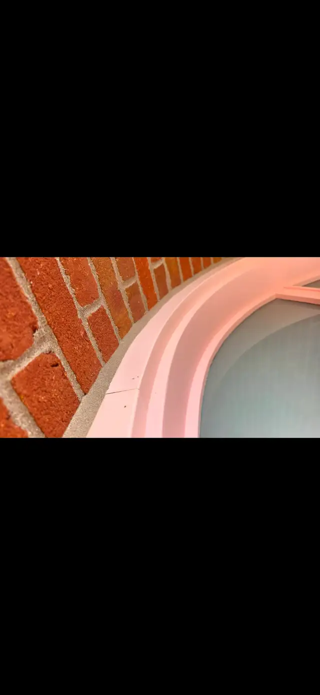 Windows caulking - Photo 2