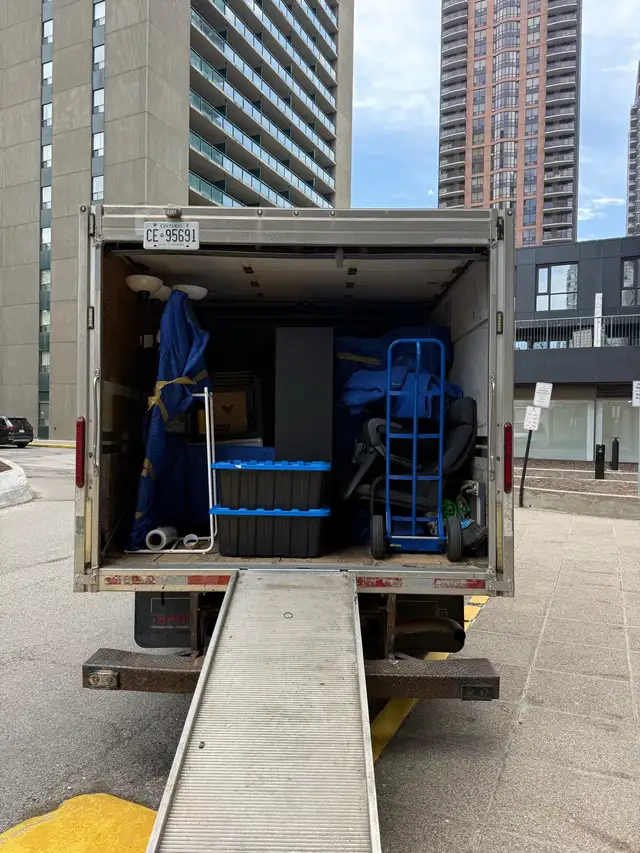 Furniture-Relocation - Photo 6