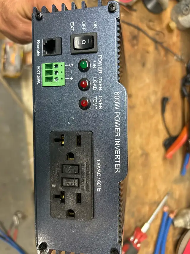Samplex 600Watt 24v to 120v Inverter - Photo 4