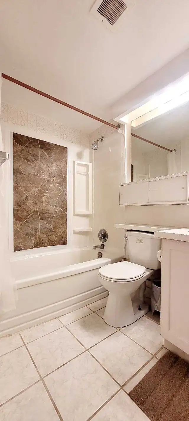 10 Parkway Forest Drive. 1-BEDROOM condo - Photo 4