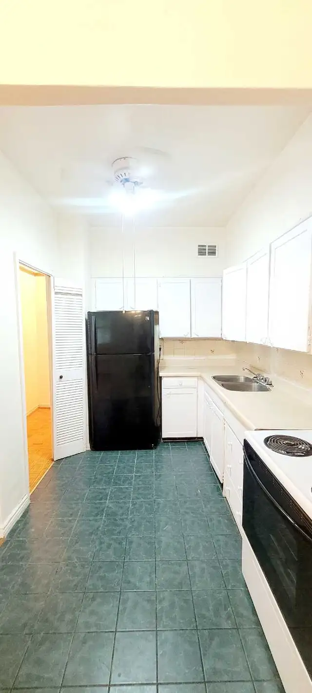 10 Parkway Forest Drive. 1-BEDROOM condo - Photo 6