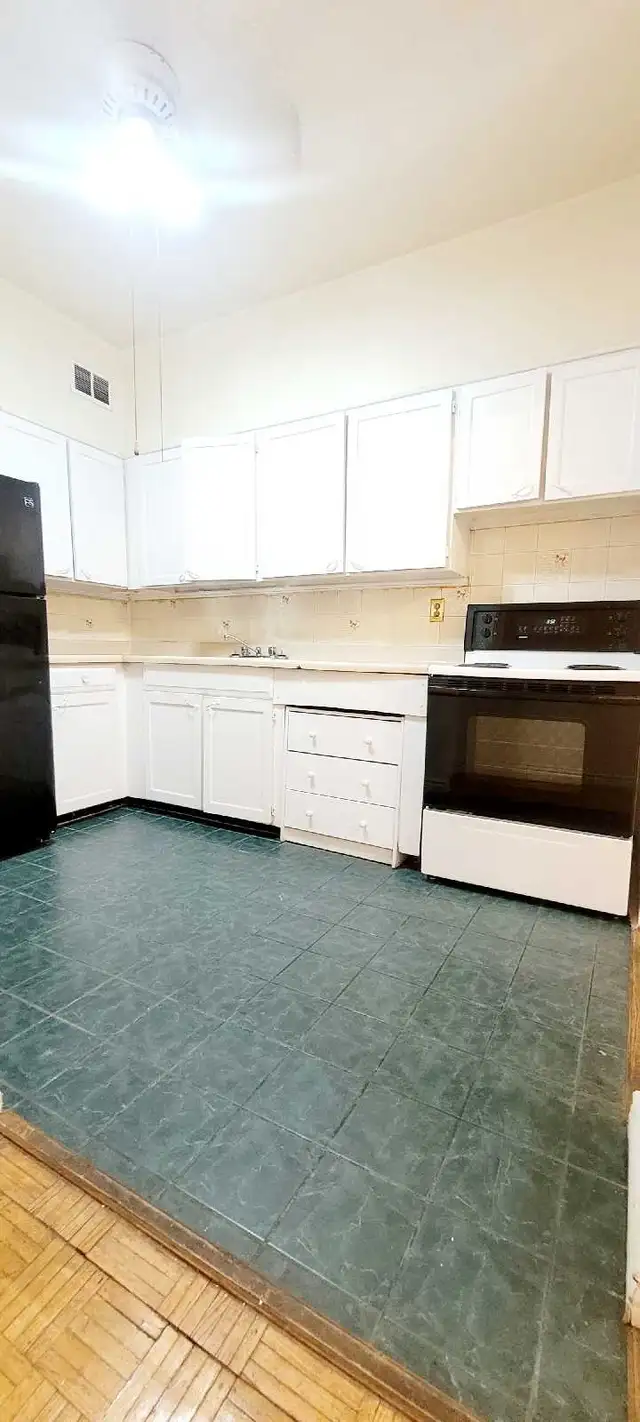 10 Parkway Forest Drive. 1-BEDROOM condo - Photo 7