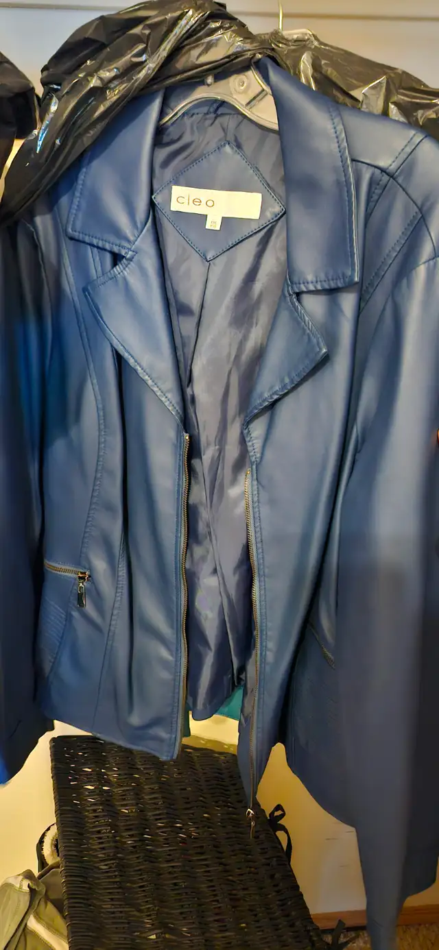 Brand NEW Women's Cleo Leather jackets Size XXL - Photo 3