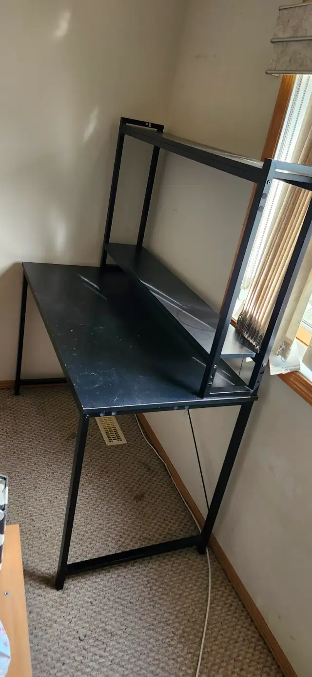 Excellent condition black metal desk for sale! - Photo 4