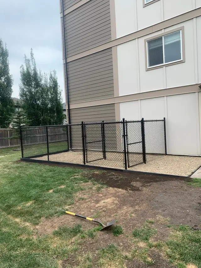Fencing & deck Services - Photo 6