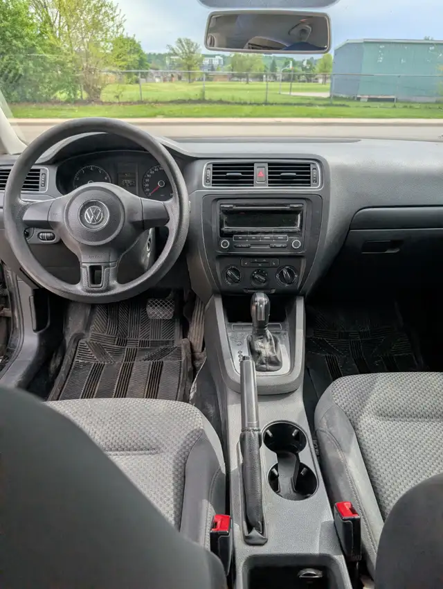 2012 Volkswagen Jetta Trendline Plus for Sale - Photo 10