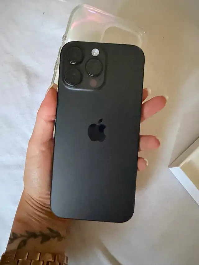 iphone 16 pro max - Photo 2