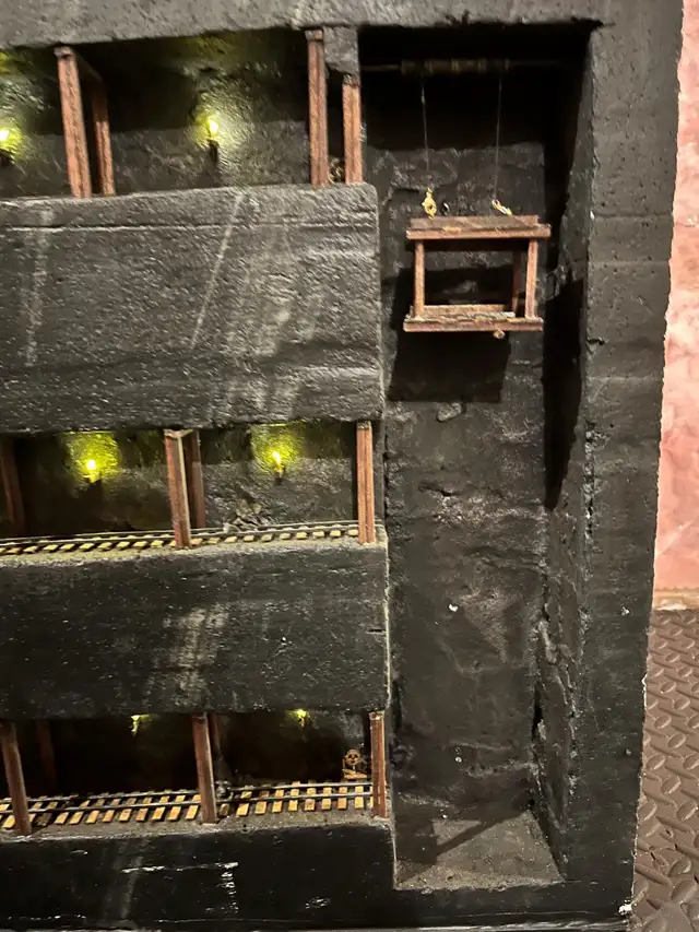 MINES OF CHAOS WARHAMMER, MIDDEL EARTH, AGE OF SIGMAR OLD WORLD - Photo 4