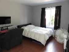 4 ½ À LOUER – 4340 BOUL. ST-LAURENT, STE-CATHERINE – 1625$/MOIS - Photo 2