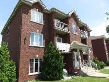 4 ½ À LOUER – 4340 BOUL. ST-LAURENT, STE-CATHERINE – 1625$/MOIS - Photo 8
