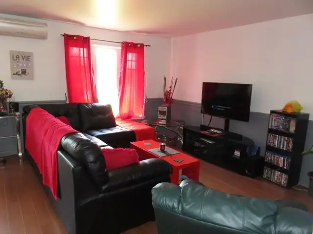 4 ½ À LOUER – 4340 BOUL. ST-LAURENT, STE-CATHERINE – 1625$/MOIS - Photo 10
