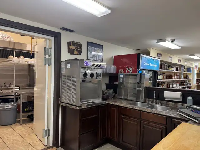 7 Crowell Ave, Glenwood - Photo 8