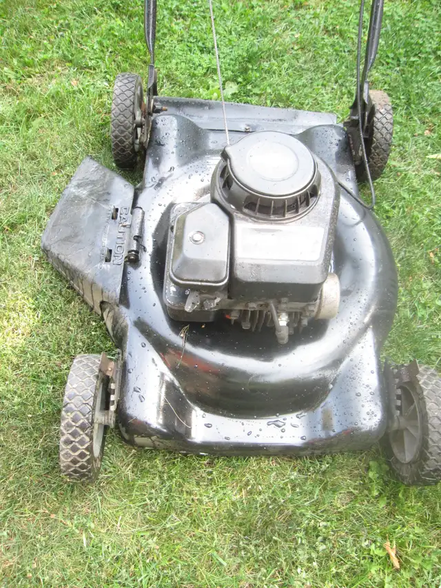 22 INCH MURRAY PUSH LAWN MOWER 4.75 H/P BRIGGS ENGINE EASY START - Photo 3