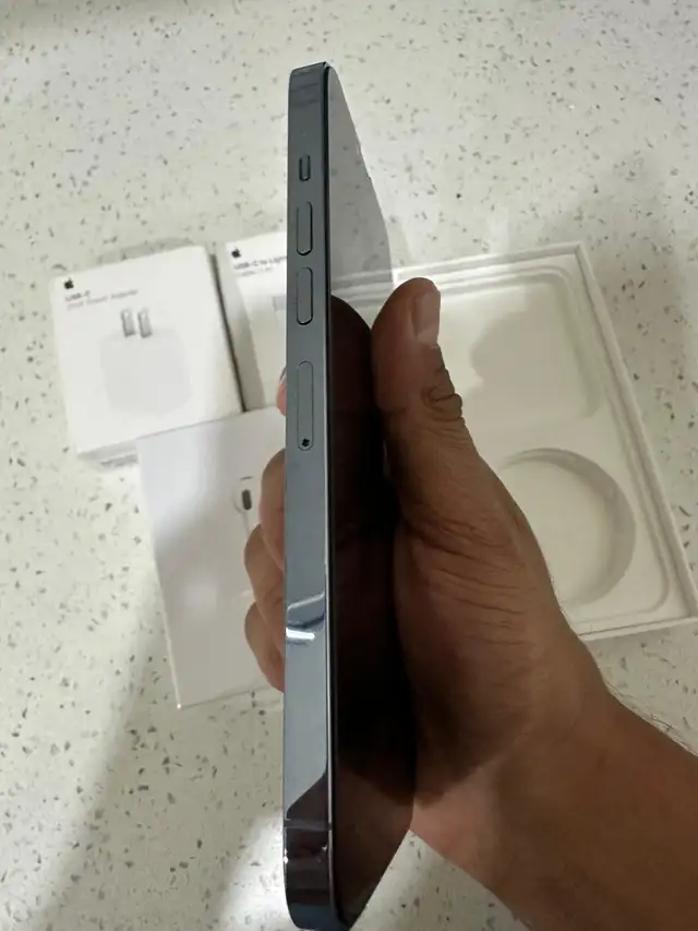 iPhone 13 Pro Max 256GB AirPods/Fast Charger/Delivery - Photo 6