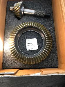 9" ford rear end gear set 3:31 ratio