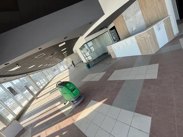 commercial cleaning - Photo 4