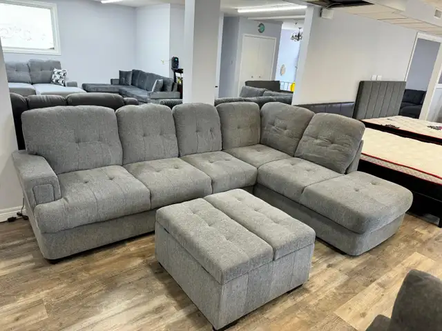 Sectional Sofa With USB Feature RHS Chaise Grey